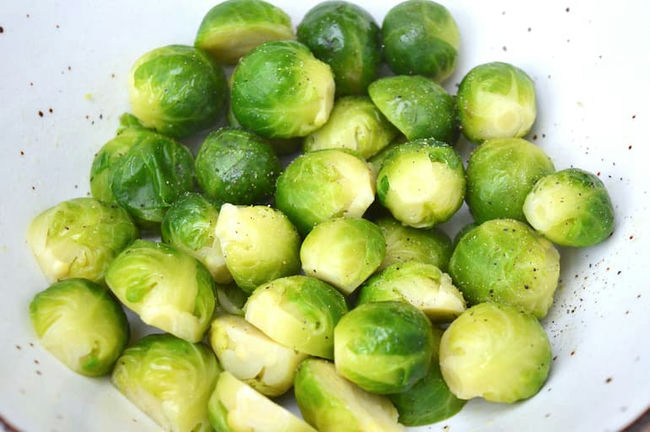 کلم بروکسل به انگلیسی Brussels Sprouts